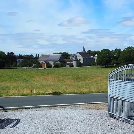 Couette Et Fourchette-gite-jacuzzi Et Jardin A Maredsous Holiday home *