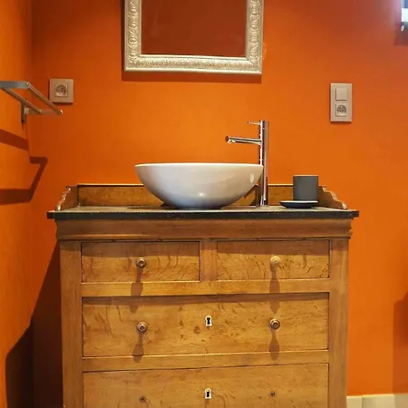 Couette Et Fourchette-gite-jacuzzi Et Jardin A Maredsous Holiday home *